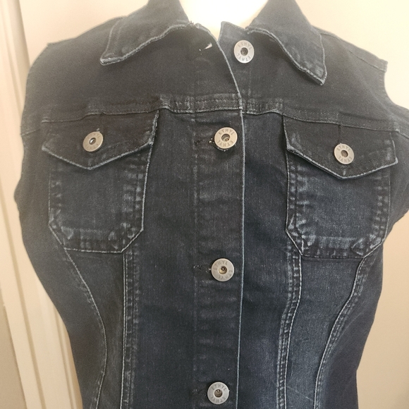 V25 Ethyl Jeans Button Up Sleeveless Vest Denim Dark Blue Wash layer - Picture 2 of 11